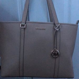 et Set Travel Large Saffiano Leather Tote Bag